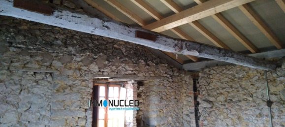 3 Schlafzimmer Haus in Oviedo, Spain, Nr. 75985 4