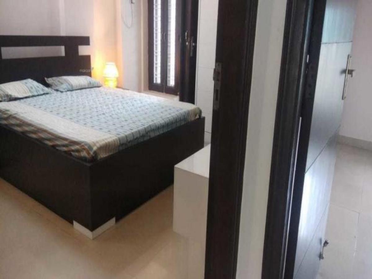 4 bedrooms House in Gurgaon, India No. 9021