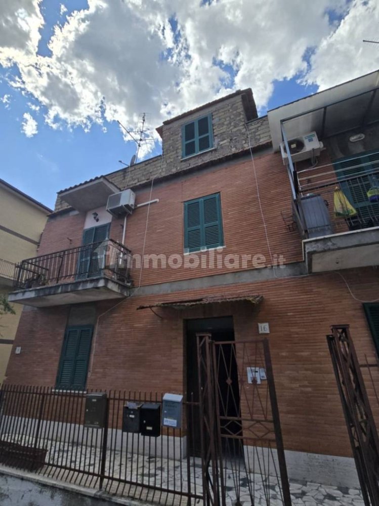 1 bedroom Apartment in Rome, Italy No. 276361