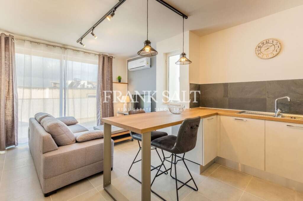 Apartamento de 1 dormitorio en Sliema, Malta No. 6589