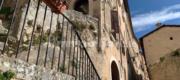 3 bedrooms Apartment in Arpino, Italy No. 157775 2