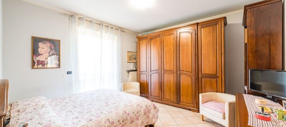 2 rooms Apartment in Bra, Italy No. 206129 40