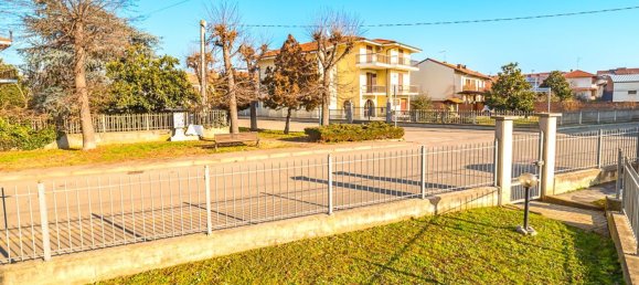 2 rooms Apartment in Bra, Italy No. 206129 51