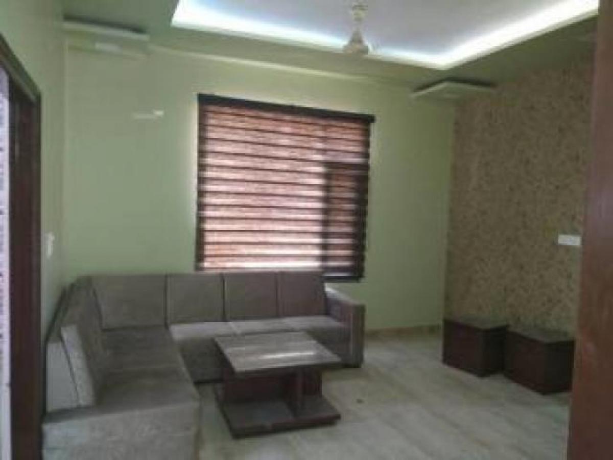 Студия в Мохали, Индия № 47739