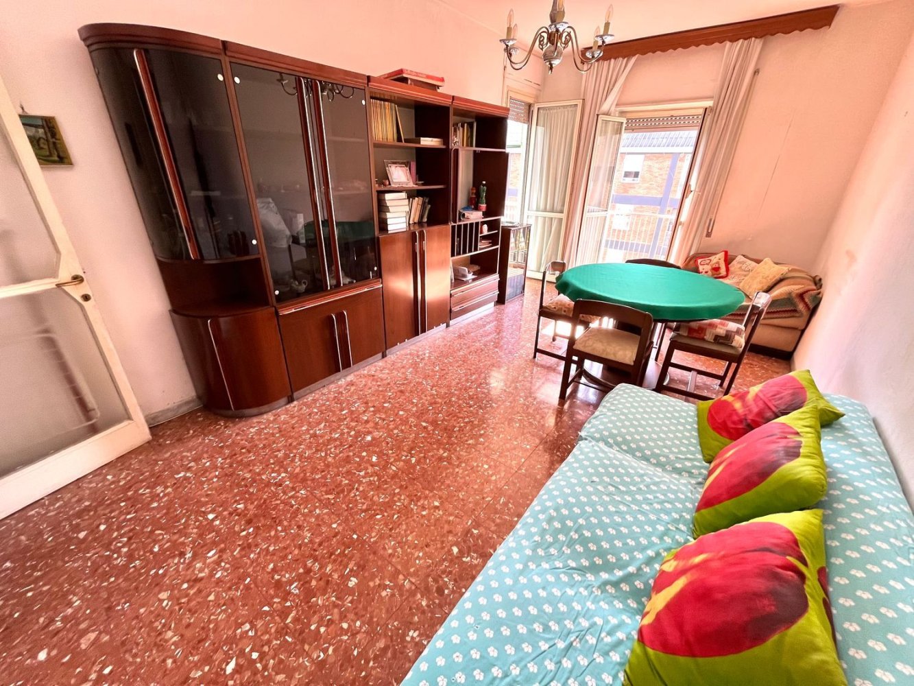 3 bedrooms Apartment in Rome, Italy No. 316650