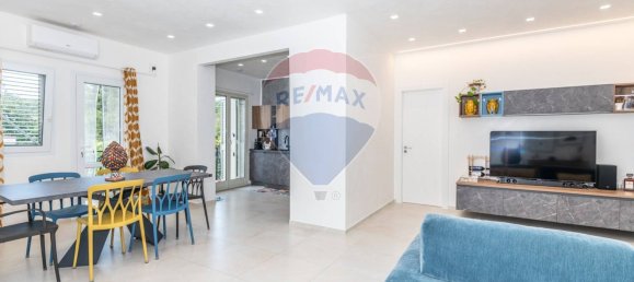 4-Zimmer Wohnung in Syracuse, Italy, Nr. 244711 3