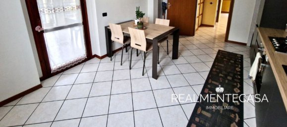 3 rooms Apartment in Abbiategrasso, Italy No. 79003 9