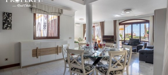 5 bedrooms House in Adeje, Spain No. 27345 10