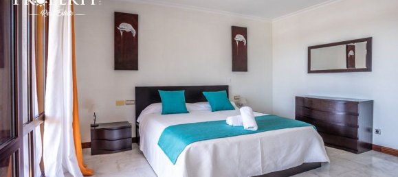 5 bedrooms House in Adeje, Spain No. 27345 44