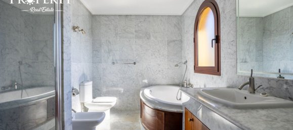 5 bedrooms House in Adeje, Spain No. 27345 49