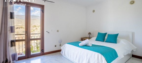 5 bedrooms House in Adeje, Spain No. 27345 30