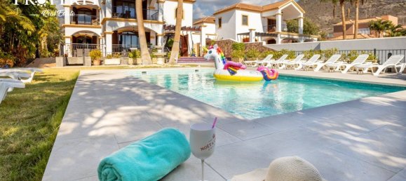 5 bedrooms House in Adeje, Spain No. 27345 23