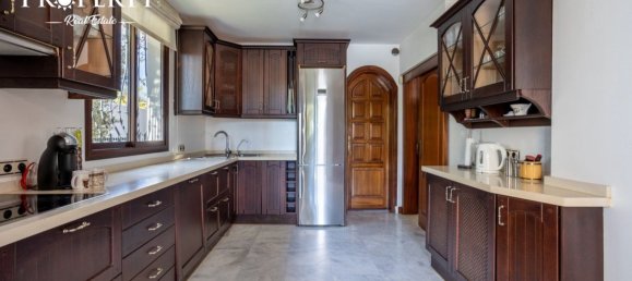 5 bedrooms House in Adeje, Spain No. 27345 14