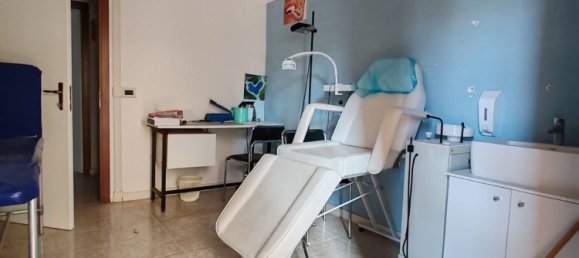 Apartamento de 3 dormitorios en Viterbo, Italy No. 177108 13