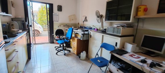 Apartamento de 3 dormitorios en Viterbo, Italy No. 177108 10