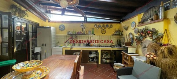 Villa de 2 dormitorios en Campofelice di Roccella, Italy No. 172220 4