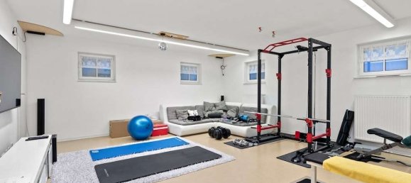 8 rooms House in Bodenseekreis, Germany No. 86569 2