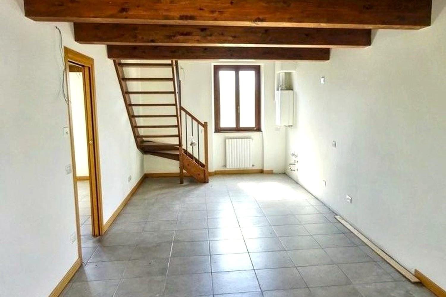 2 bedrooms Apartment in Monte Roberto, Italy No. 293117