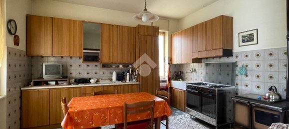 5 rooms House in Canelli, Italy No. 49744 8