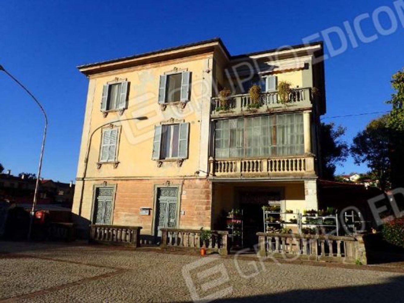 2 rooms Apartment in Laveno-Mombello, Italy No. 1652