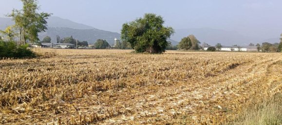 Terreno em Prevalle, Italy 26000 m² N.º 229381 2