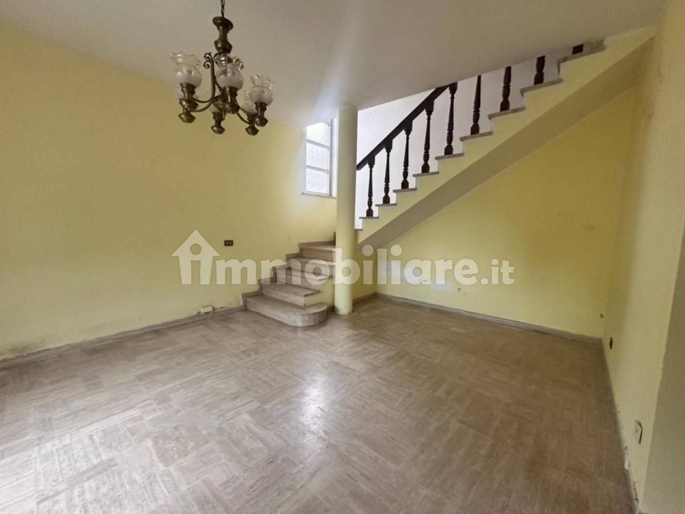 3 bedrooms House in Viadana, Italy No. 366025