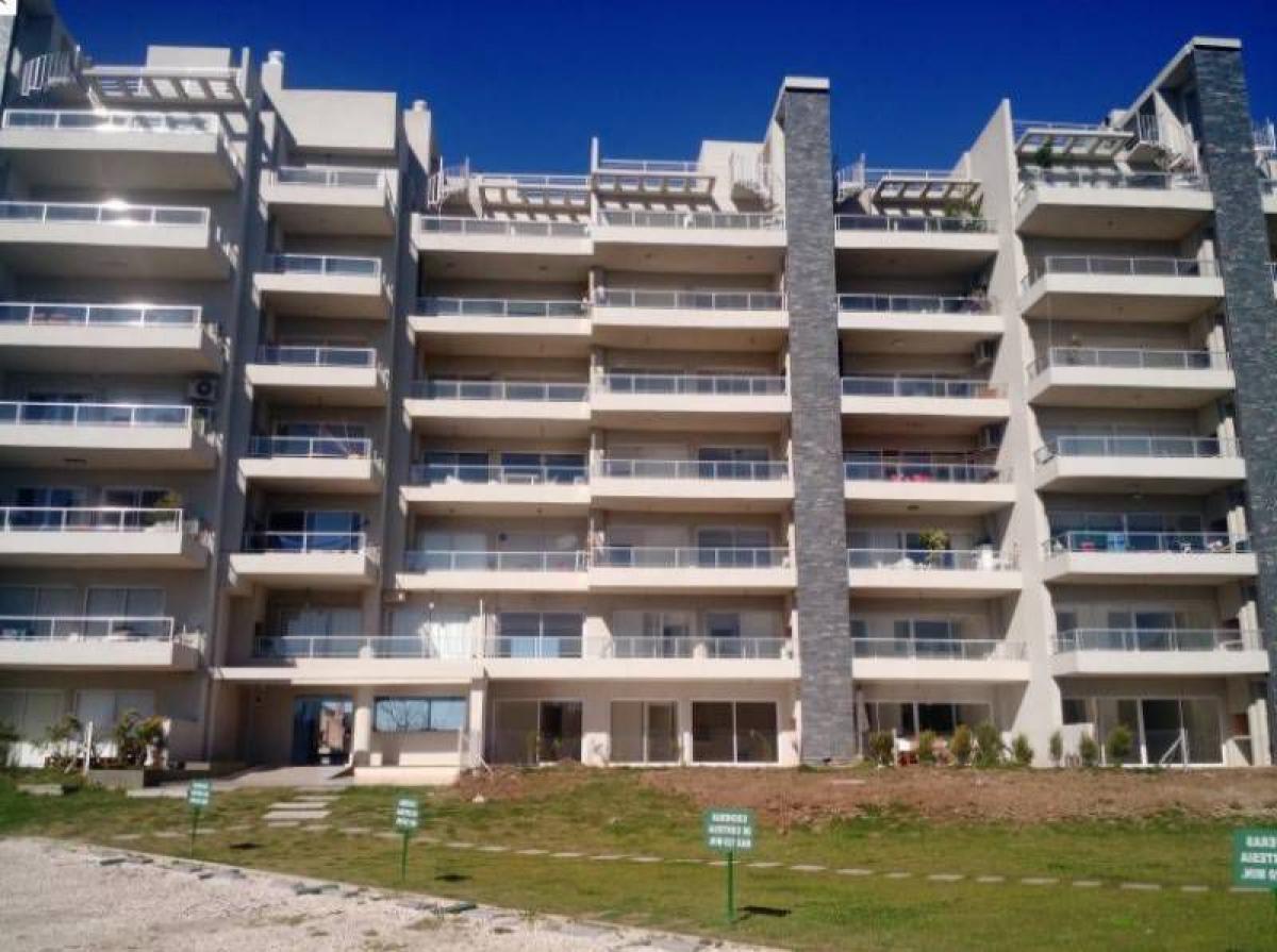 2 bedrooms Apartment in Tigre, Argentina No. 17582