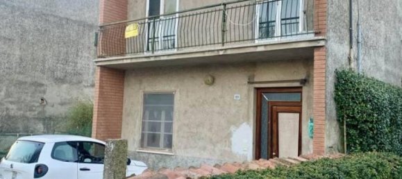 6 rooms Apartment in Viadana, Italy No. 26088 2