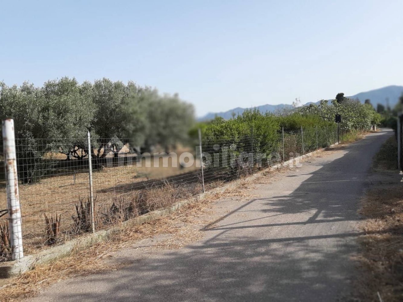 Земельный участок 3634м² в Капотерра, Италия № 292493