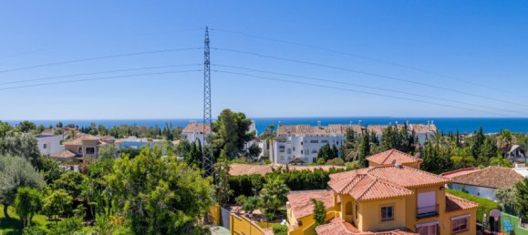 3 bedrooms Villa in Marbella, Spain No. 4600 4