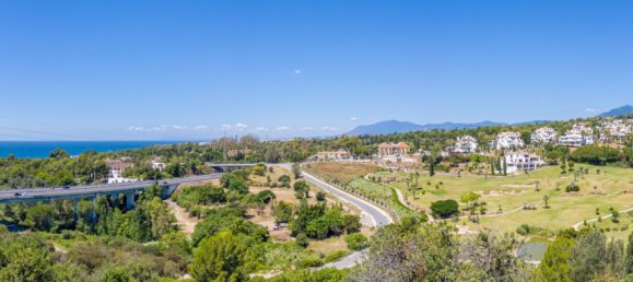 3 bedrooms Villa in Marbella, Spain No. 4600 5