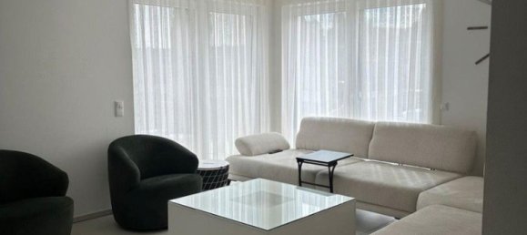 6 rooms House in Gunzburg, Germany No. 352537 8