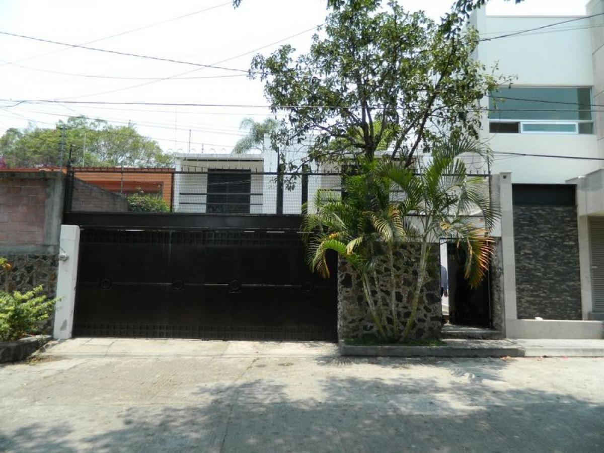 3 bedrooms House in Morelos, Mexico No. 166938