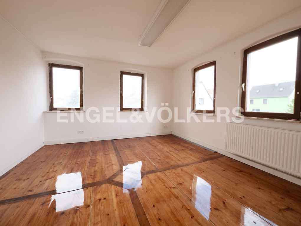 4 Schlafzimmer Haus in Schweinfurt, Germany, Nr. 234047