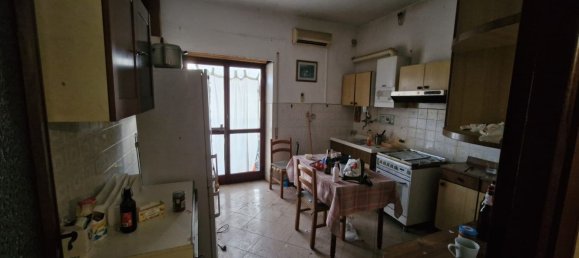4 rooms Apartment in Guidonia Montecelio, Italy No. 67395 10