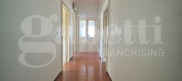 Apartamento de 3 habitaciónes en Oristano, Italy No. 40496 12