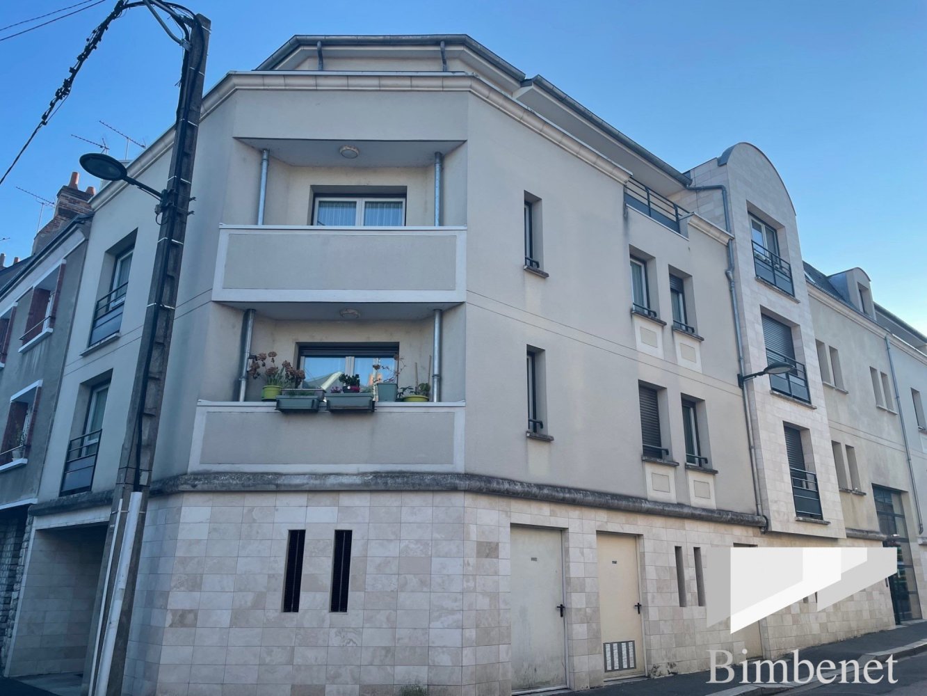 2 bedrooms Apartment in Orleans, France No. 224298