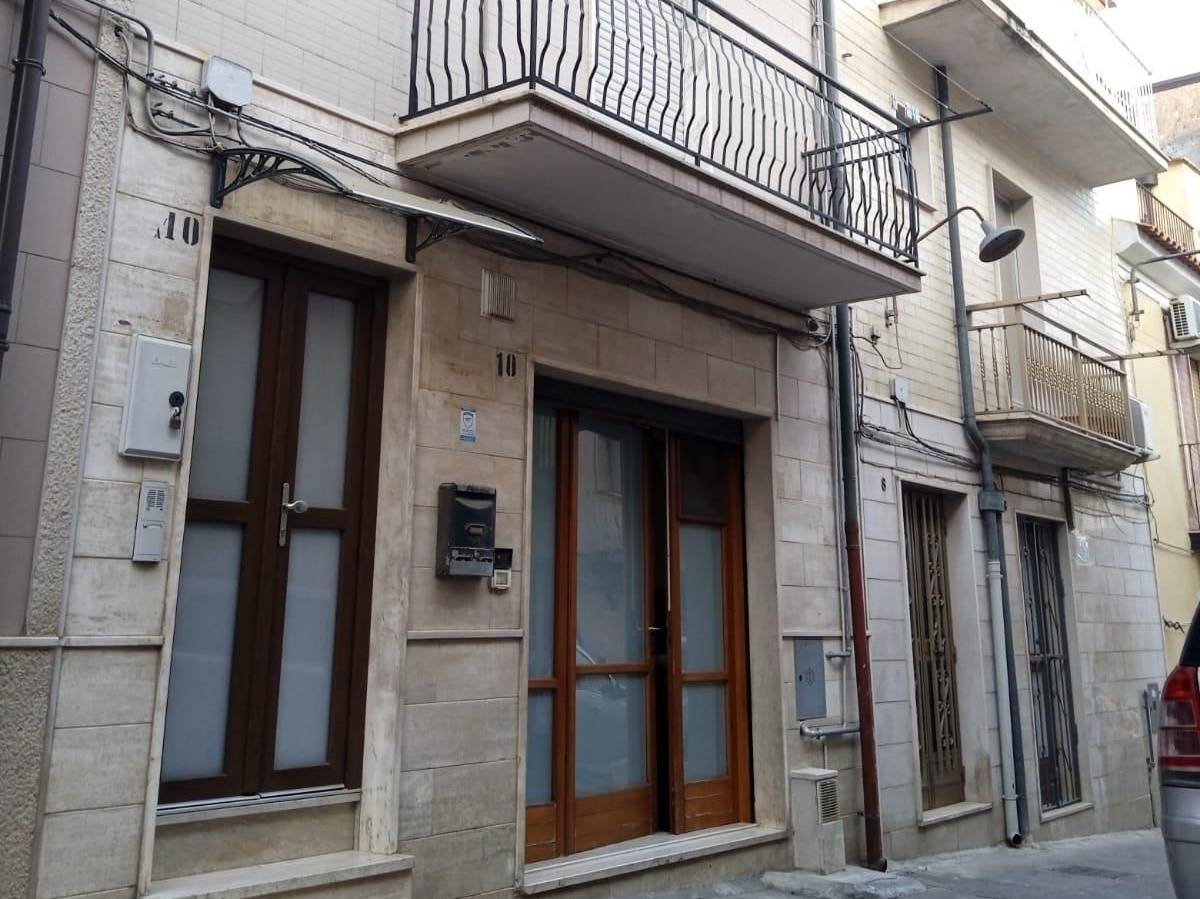 4 rooms House in San Giovanni Rotondo, Italy No. 20127