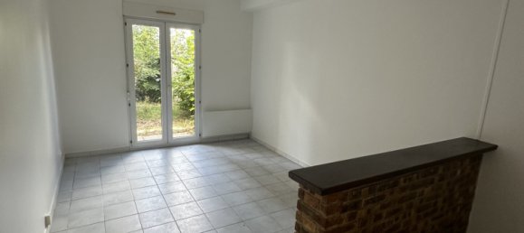 Estudio en Dammarie-les-Lys, France No. 178972 7