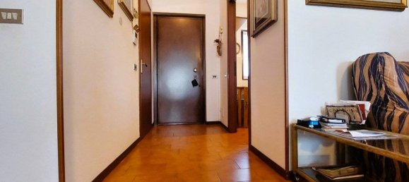 3 bedrooms House in Cassina de' Pecchi, Italy No. 157916 4