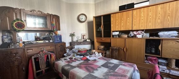 2 bedrooms House in Moisselles, France No. 306204 2