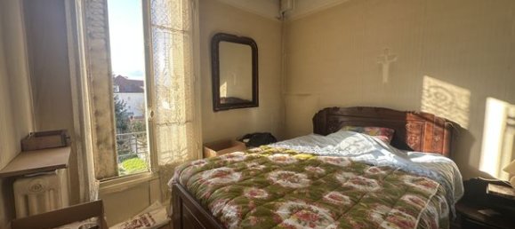 2 bedrooms House in Moisselles, France No. 306204 5