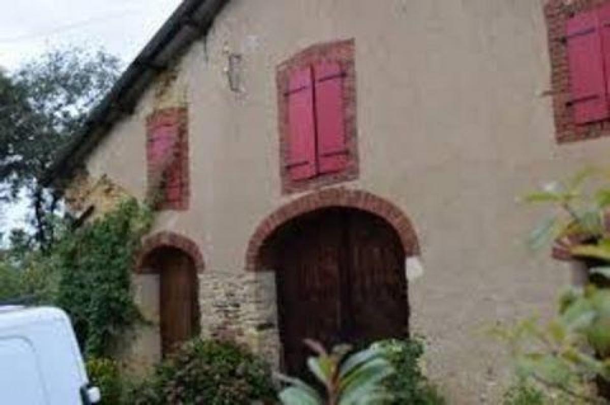  مكتب في Fareins, France 60متر مربع رقم 20634