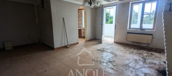 2 bedrooms House in Saumeray, France No. 267055 5