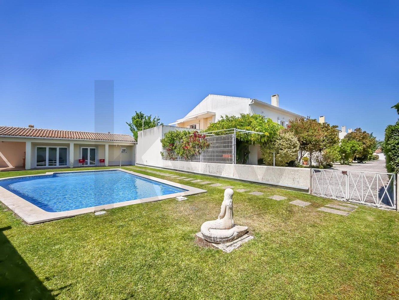 4 bedrooms Villa in Setubal, Portugal No. 125089