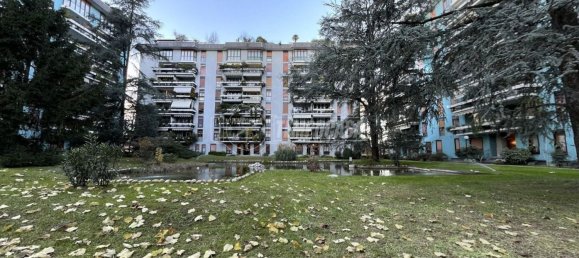 Apartamento de 4 habitaciónes en Brugherio, Italy No. 232542 24