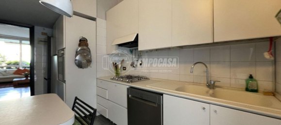 Apartamento de 4 habitaciónes en Brugherio, Italy No. 232542 11