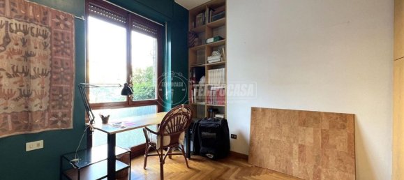 Apartamento de 4 habitaciónes en Brugherio, Italy No. 232542 19