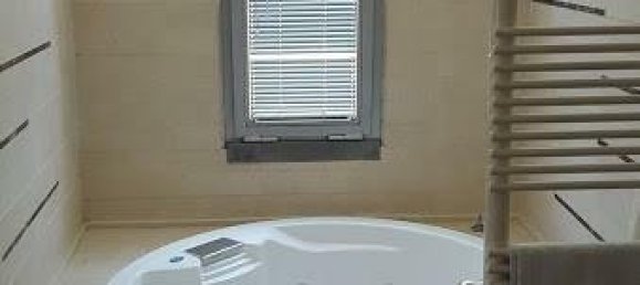 4 غرف نوم فيلا في Carrara, Italy رقم 45810 19