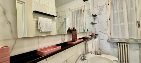 2 chambres Appartement à Massa, Italy No. 47516 11